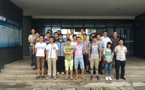 瀟灑模具學員今天到東莞高訓中心參觀學習