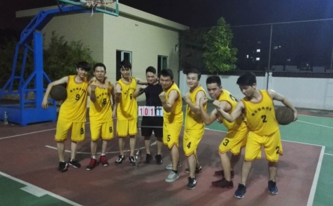 模具學院內部籃球友誼賽 設計班與編程班