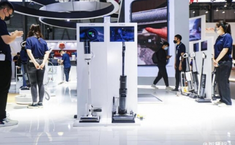 智能清潔家電風口有了小變化,洗地機和掃地機器人互相滲透