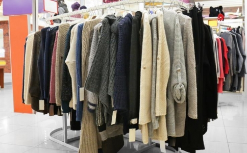 實體店持續存在的未來方向在哪？服裝批發市場“禁直播”